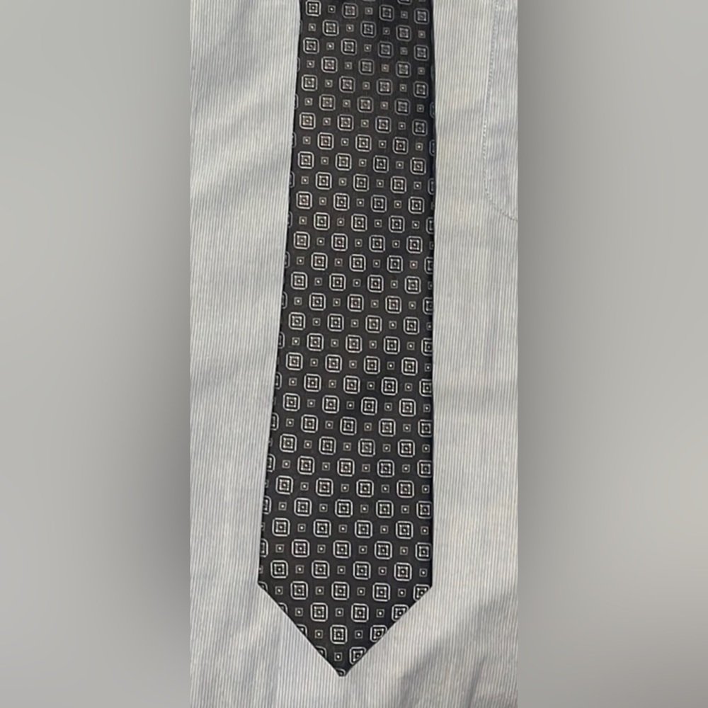 ⭐️3 for $10⭐️ Haggar Clothing Silk Tie - Blue Pattern
